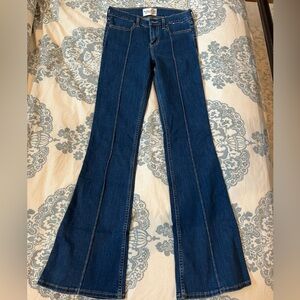 Girls Abercrombie Size 11/12 Long length flare jeans